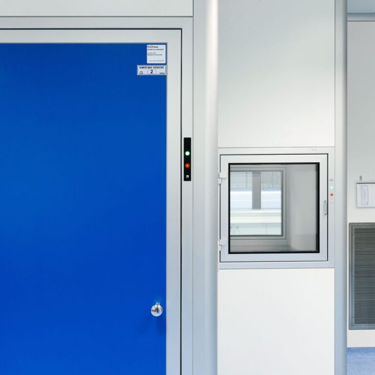 porte-per-camera-bianca_054-800x800-1